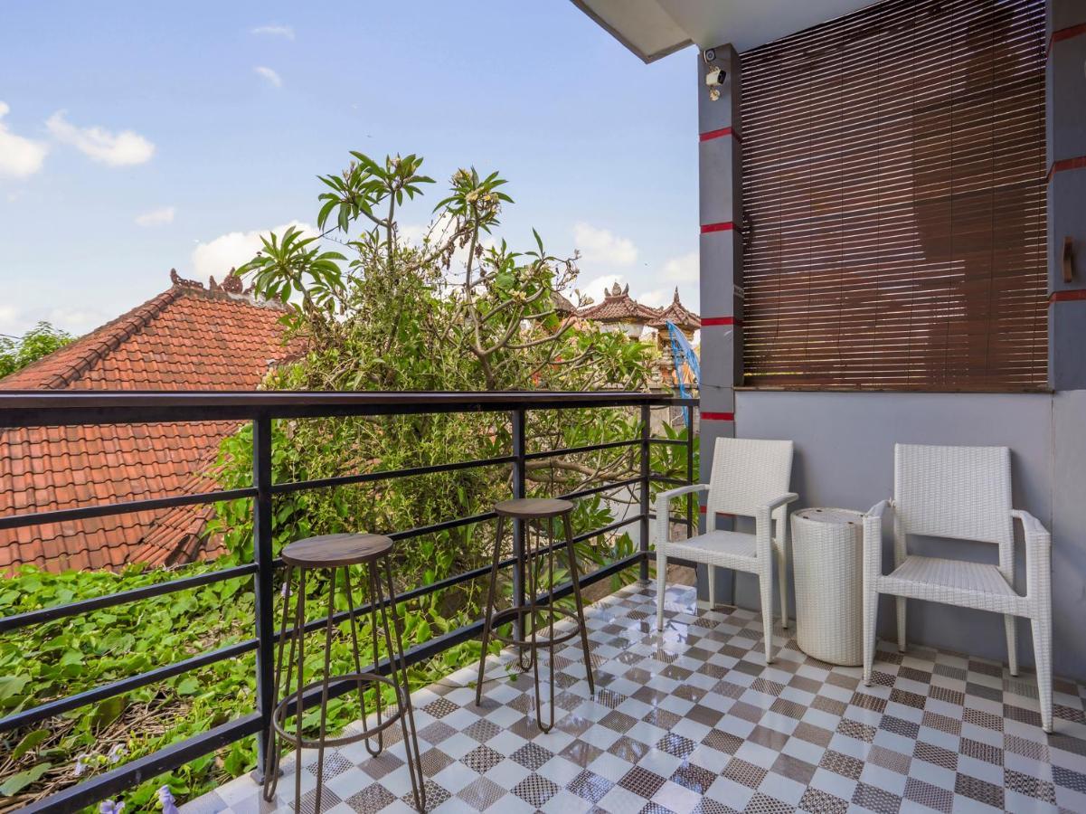 Oyo 3852 Valomia Guest House Denpasar  Exterior photo