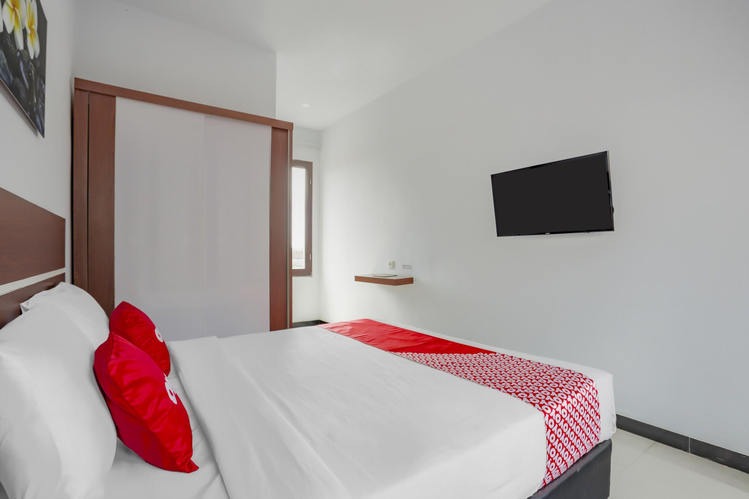 Oyo 3852 Valomia Guest House Denpasar  Exterior photo